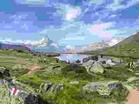 Fünf Seen und das Matterhorn im Blick