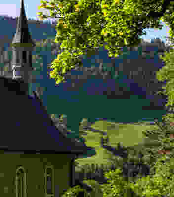 In typischer Greyerzer Landschaft
