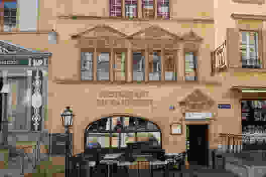 Neuenburg, die «gelbe Stadt»