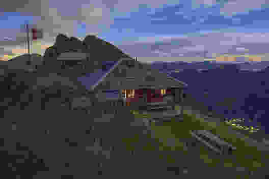 Blick ins Kiental und darüber hinaus