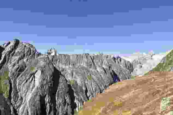 Canali d’irrigazione e panorama sul Foggenhorn