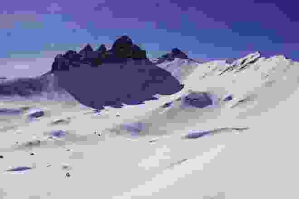 Schneeschuhwanderung im Gebiet der Lobhörner