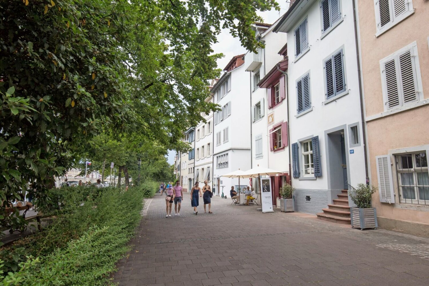 Kleinbasler Altstadtidylle. Die Zwischenmarkierungen sind hier nicht immer auf den ersten Blick ersichtlich.