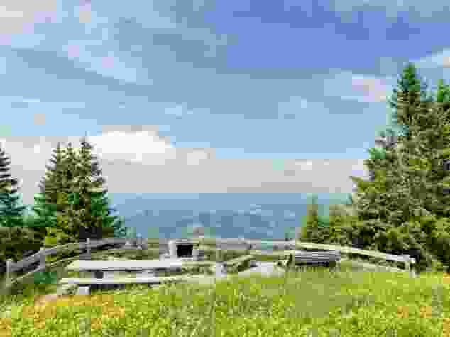 Une aire de repos très agréable, celle du Beichlegfäl, avec vue sur les collines de l’Emmental.