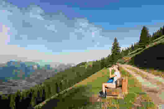 Kurz vor dem Hotel Hornfluh: Rast mit Blick aufs Simmental.