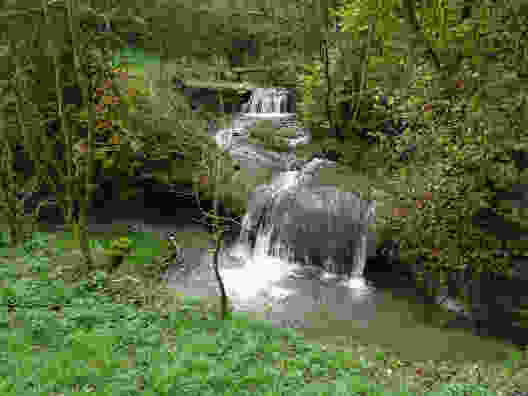 Der Tasbergbach mündet bei der Ameismühle in den Galterenbach.