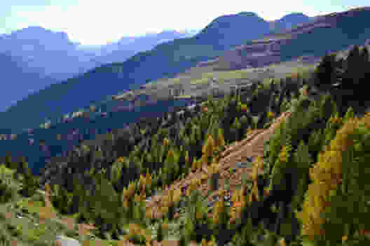 Aussichtsreicher Schamserberg im Naturpark Beverin