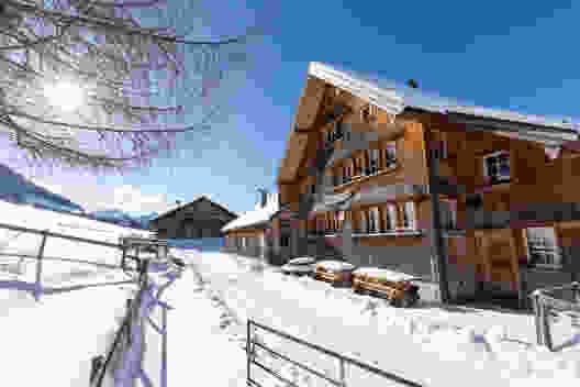 A destination, l’auberge de montagne Blattendürren tend les bras.