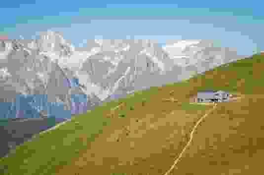 In der Cabane de Mille am Col de Mille lässt sich auch übernachten.