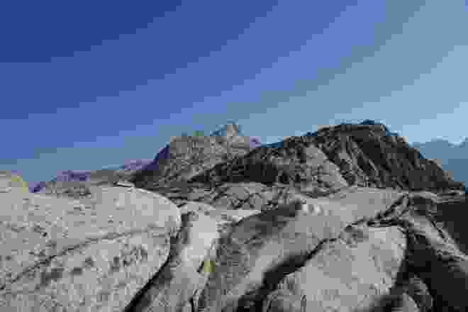 Le Gärstenhorn se détache au loin.