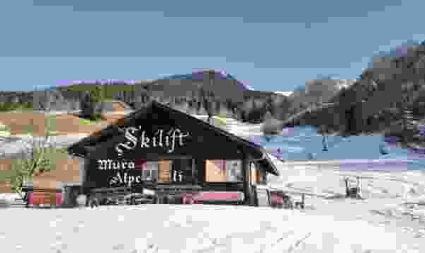 Gemütlich bis zum Berghaus Alpenrösli