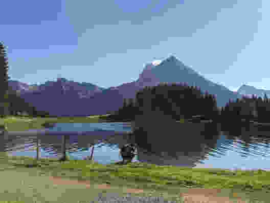 Der bewachte Bergsee