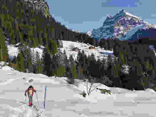 Schneeschuhtour hoch über dem Urner Reusstal
