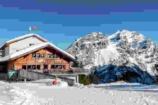 Im Schnee über den Gemmipass