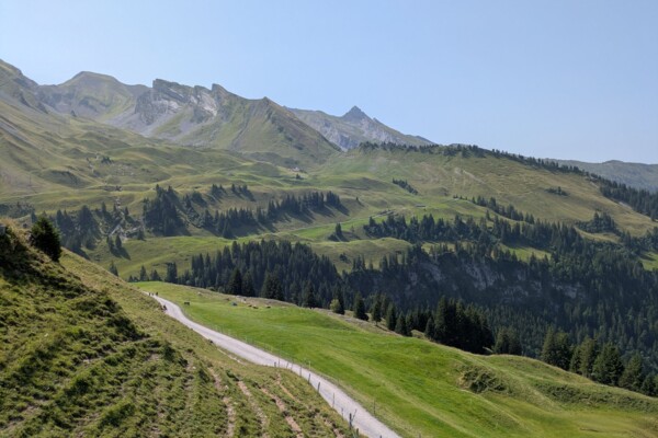 Familienfreundliche Wanderung um den Klewenstock