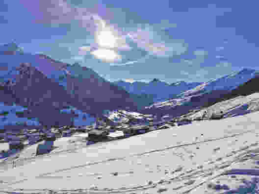 Belle randonnée hivernale dans la Surselva