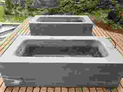 In den renovierten Wannen kann man baden.
