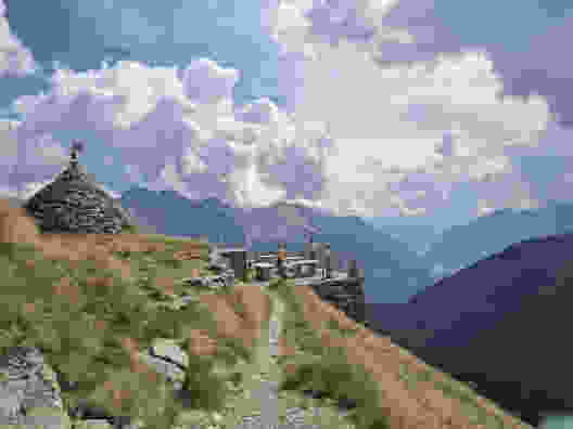 Depuis le point de vue de Sassal Mason, le panorama s’étend jusqu’au val Poschiavo. Photo: Nathalie Stöckli