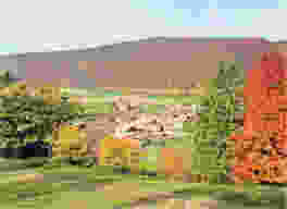 Das Dorf Champoz liegt zwischen Mont Girod und Moron.