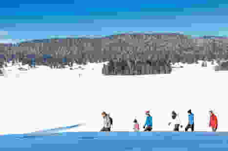 Unterwegs auf der weissen Hochebene von La Brévine. Bild: Guillaume Perret