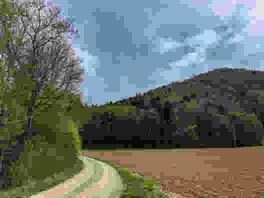 Das Zwischenziel Wolkenstein ist von Hemishofen aus gut erkennbar. Bild: Claudia Peter