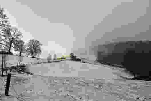Wenige Zentimeter Schnee verändern die Landschaft komplett. Bild: Andreas Staeger