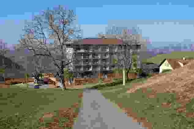 Hotel Bad Ramsach: bereits im  16. Jahrhundert wurde hier im mineralischen 34 Grad warmen Wasser gebadet.