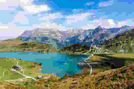 Der türkisblaue Trüebsee. Bild: Franz Ulrich