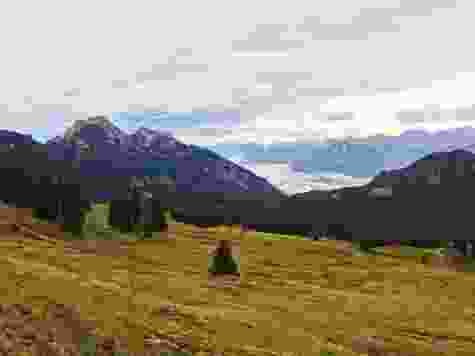 Ausblick vom First zur Pilatuskette (links), zum Vierwaldstättersee und zum Stanserhorn.