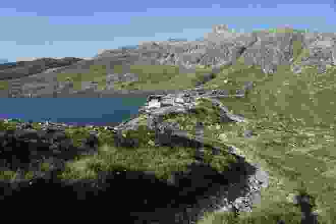 Blick auf den Grimselpass, den Totesee und das Sidelhoren.
