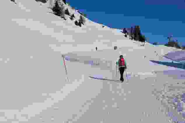 Auf dem Dahu-Winterwanderpfad lässt es sich bequem wandern.