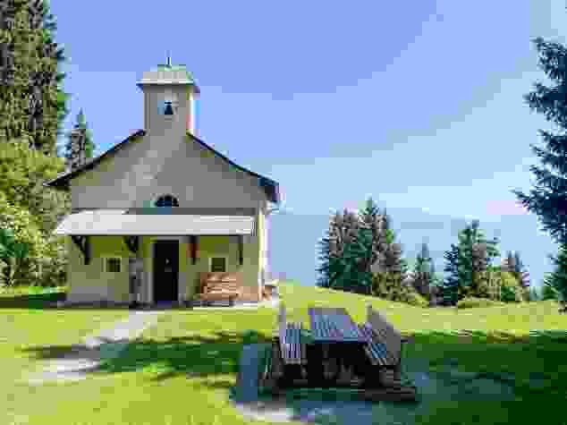 Die kleine Kapelle Sogn Carli.